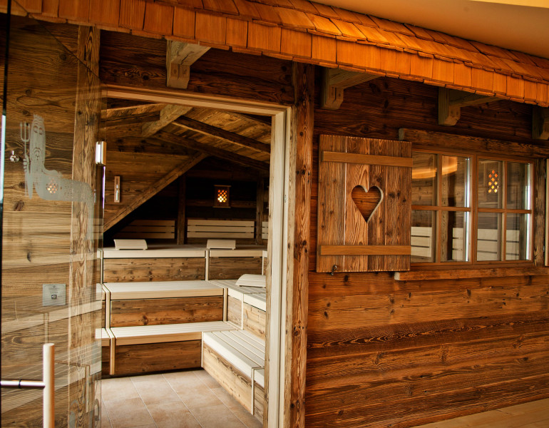 2012 AM C08W9967 ret